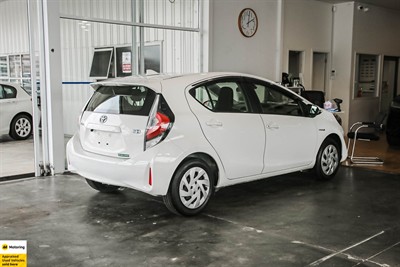 2018 Toyota Aqua - Thumbnail