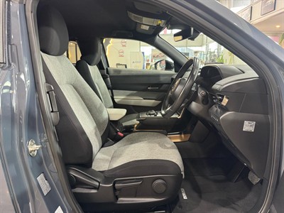 2020 Mazda MX-30 - Thumbnail