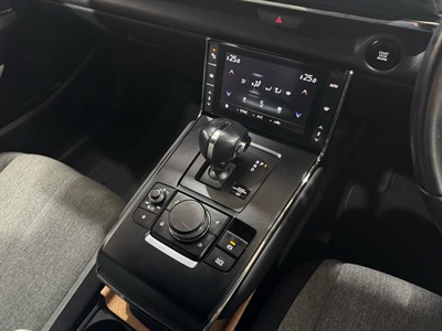 2020 Mazda MX-30 - Thumbnail