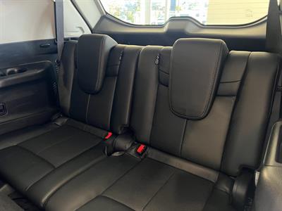 2017 Nissan X-Trail - Thumbnail