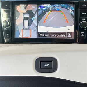 2017 Nissan X-Trail - Thumbnail