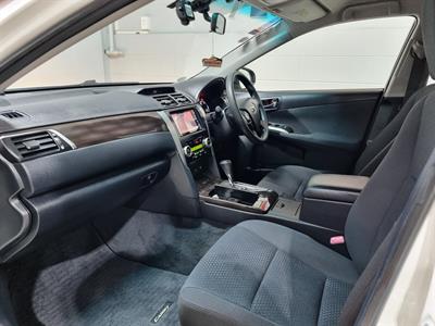 2013 Toyota Camry - Thumbnail
