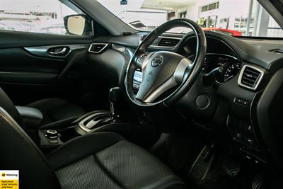 2015 Nissan XTRAIL - Thumbnail