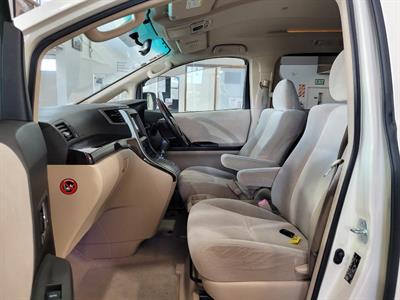 2012 Toyota Alphard - Thumbnail