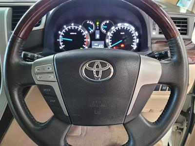 2012 Toyota Alphard - Thumbnail