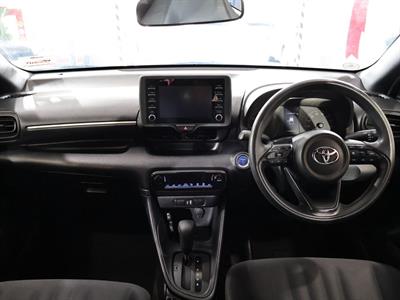 2022 Toyota Yaris - Thumbnail