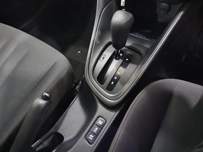 2022 Toyota Yaris - Thumbnail