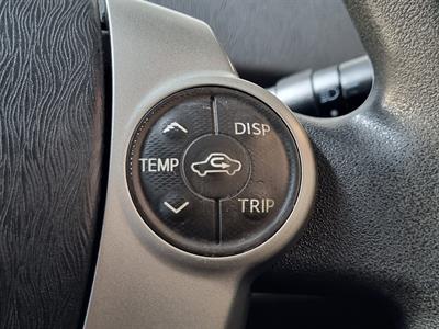 2012 Toyota Prius - Thumbnail