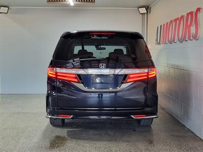 2014 Honda Odyssey - Thumbnail