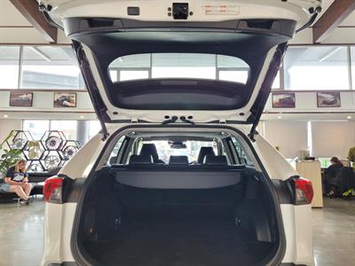 2021 Toyota RAV4 - Thumbnail