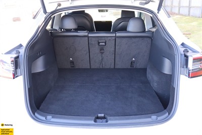 2022 Tesla Model Y - Thumbnail