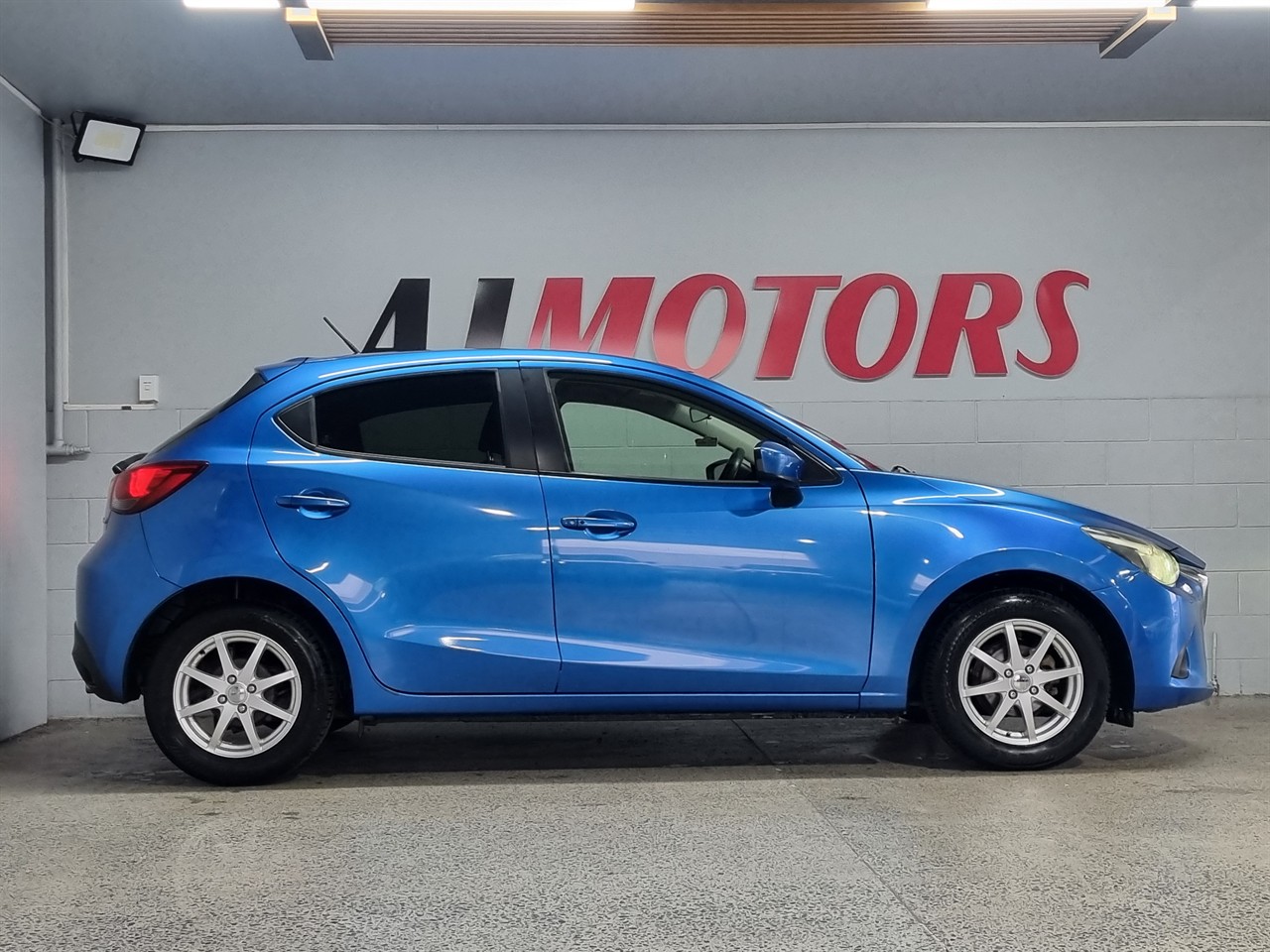 2015 Mazda Demio