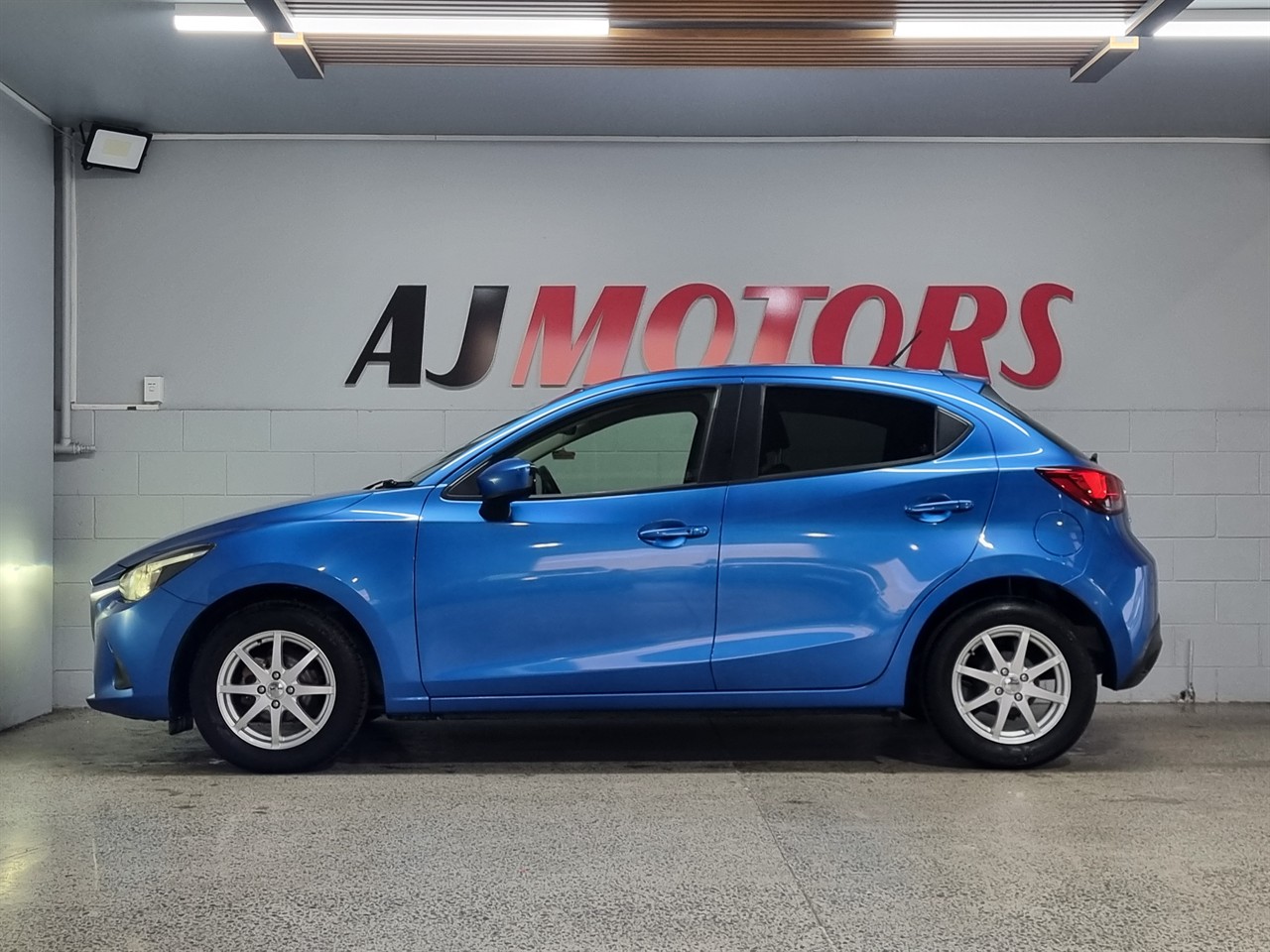 2015 Mazda Demio