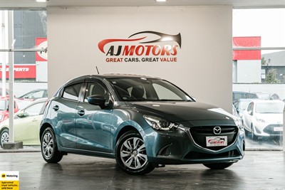 2014 Mazda Demio - Thumbnail