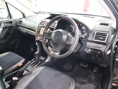 2015 Subaru Forester - Thumbnail