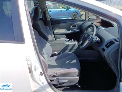 2013 Toyota Prius - Thumbnail