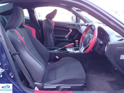 2016 Toyota 86 - Thumbnail