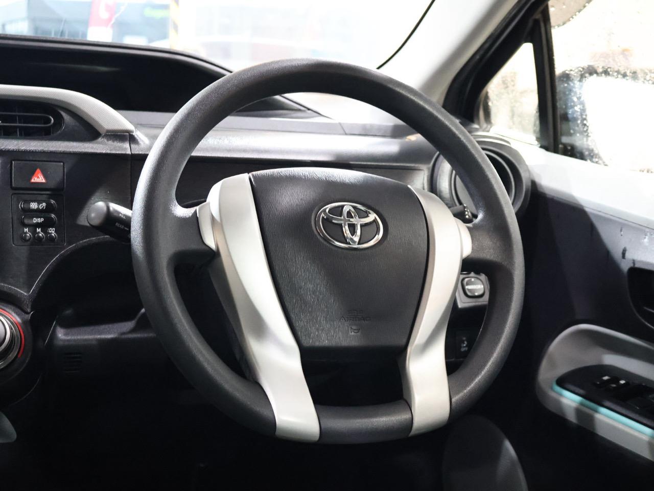 2013 Toyota Aqua