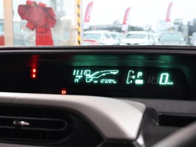 2013 Toyota Aqua - Thumbnail