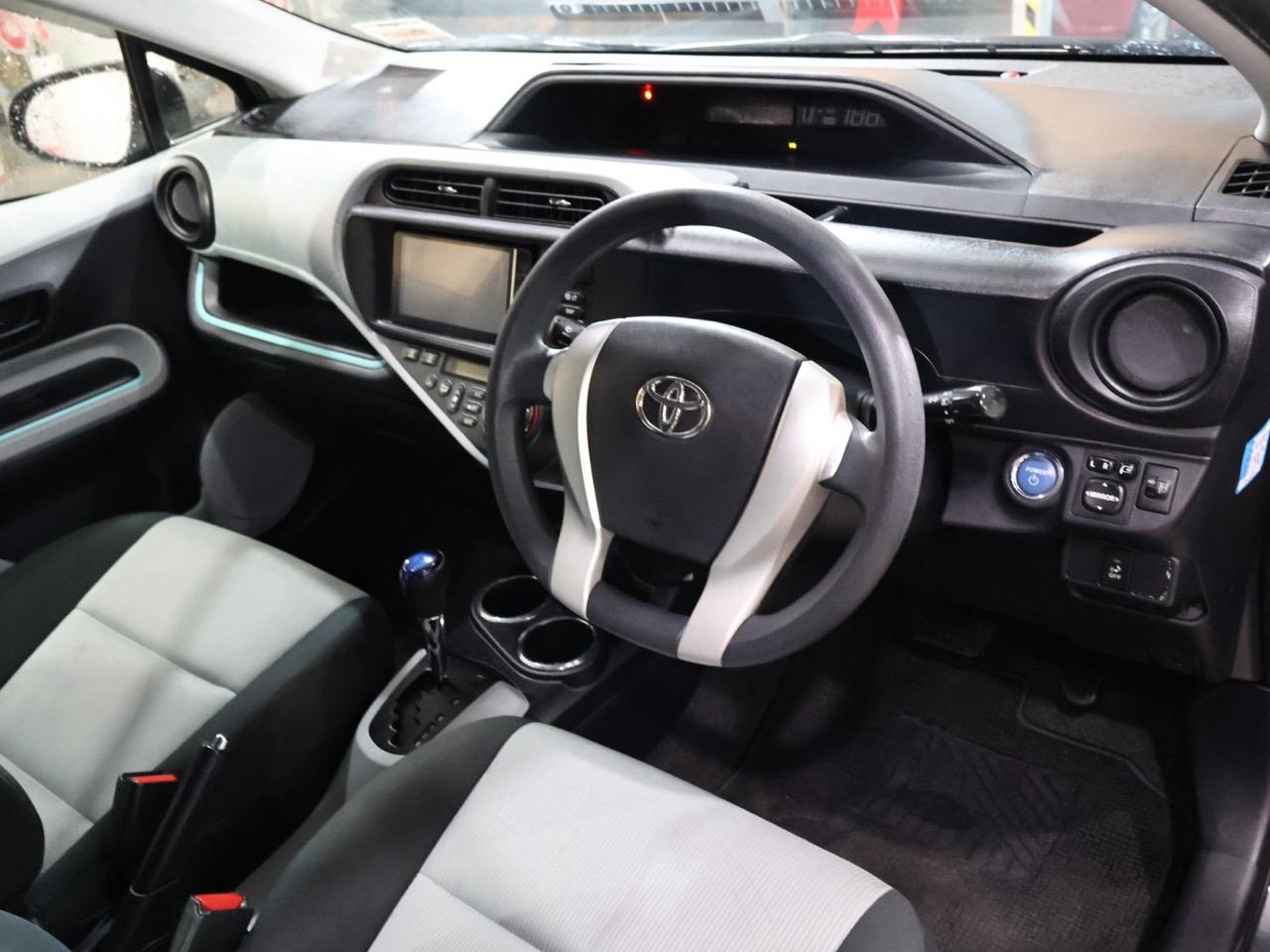 2013 Toyota Aqua