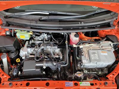 2013 Toyota Aqua - Thumbnail