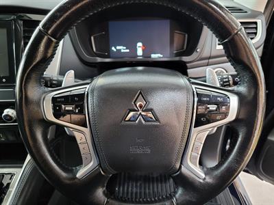 2021 Mitsubishi Pajero Sport - Thumbnail