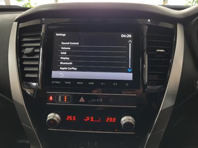 2021 Mitsubishi Pajero Sport - Thumbnail