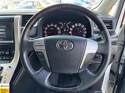 2013 Toyota Vellfire - Thumbnail