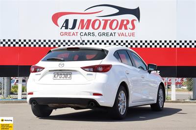 2017 Mazda Axela - Thumbnail