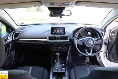 2017 Mazda Axela - Thumbnail