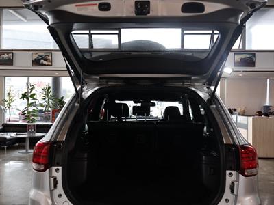 2018 Mitsubishi Outlander - Thumbnail