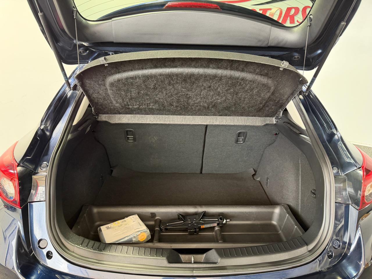 2014 Mazda Axela