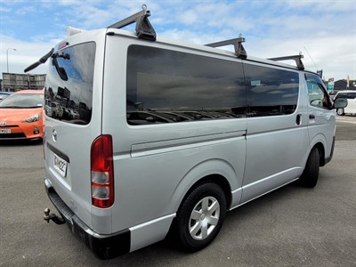 2019 Toyota Hiace - Thumbnail