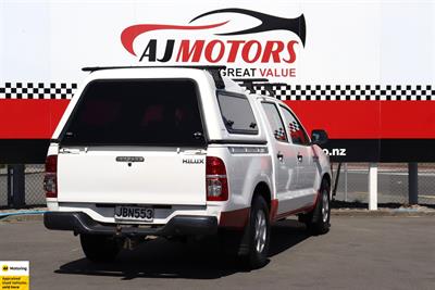 2015 Toyota Hilux - Thumbnail