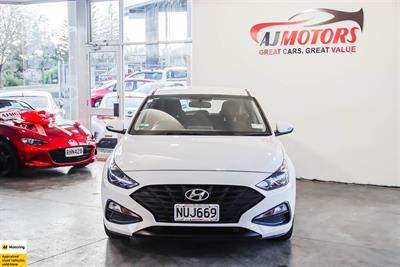 2021 Hyundai i30 - Thumbnail