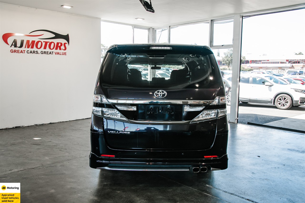 2014 Toyota Vellfire