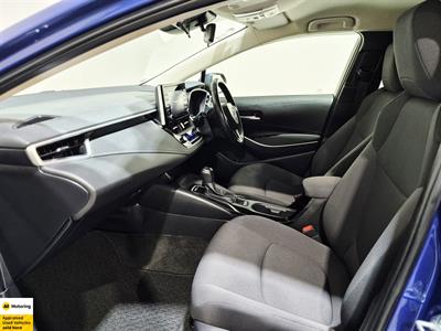 2019 Toyota Corolla - Thumbnail