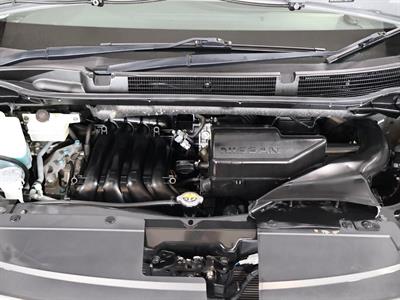 2015 Nissan Serena - Thumbnail