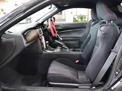2013 Toyota 86 - Thumbnail