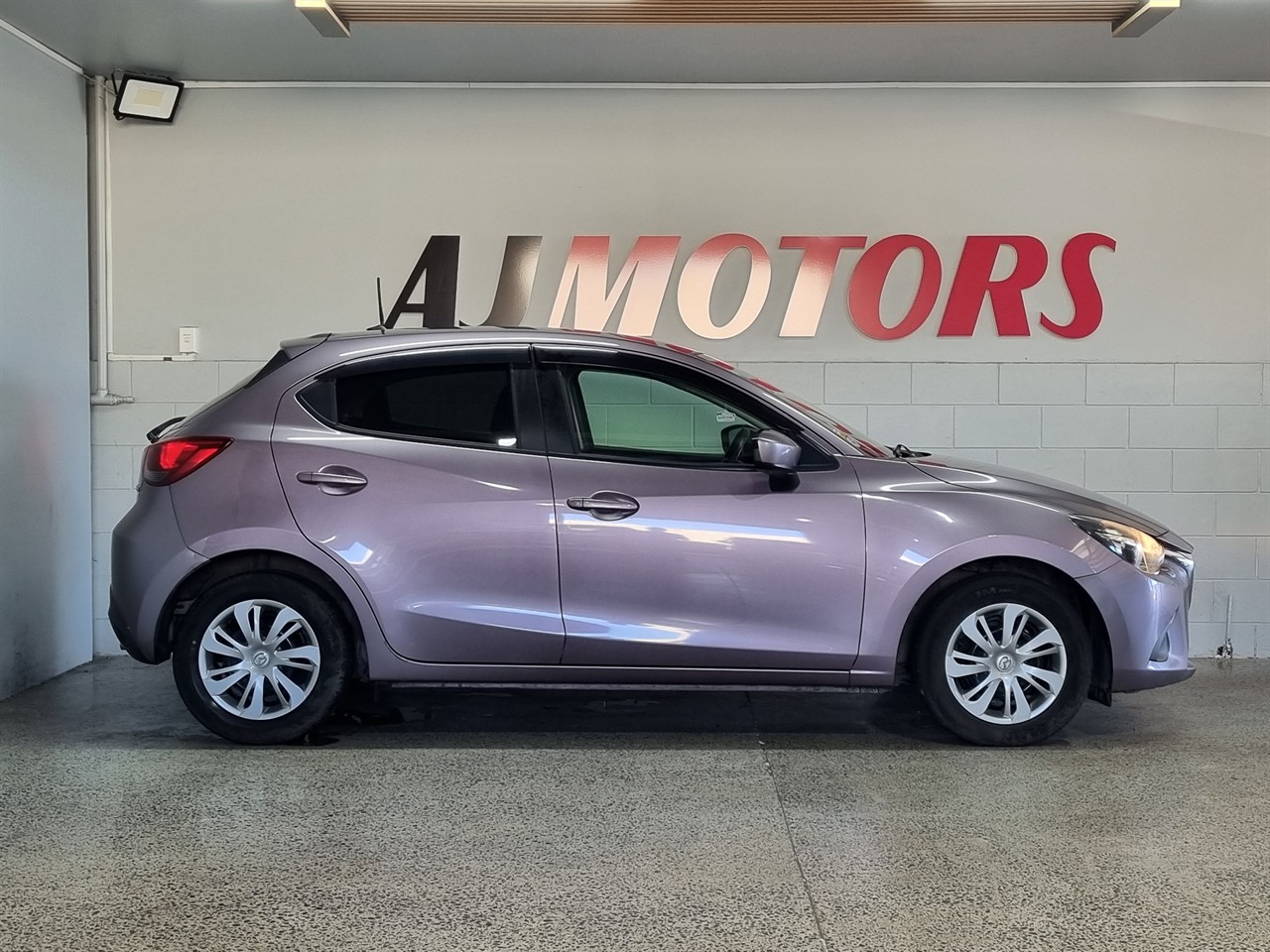 2015 Mazda Demio