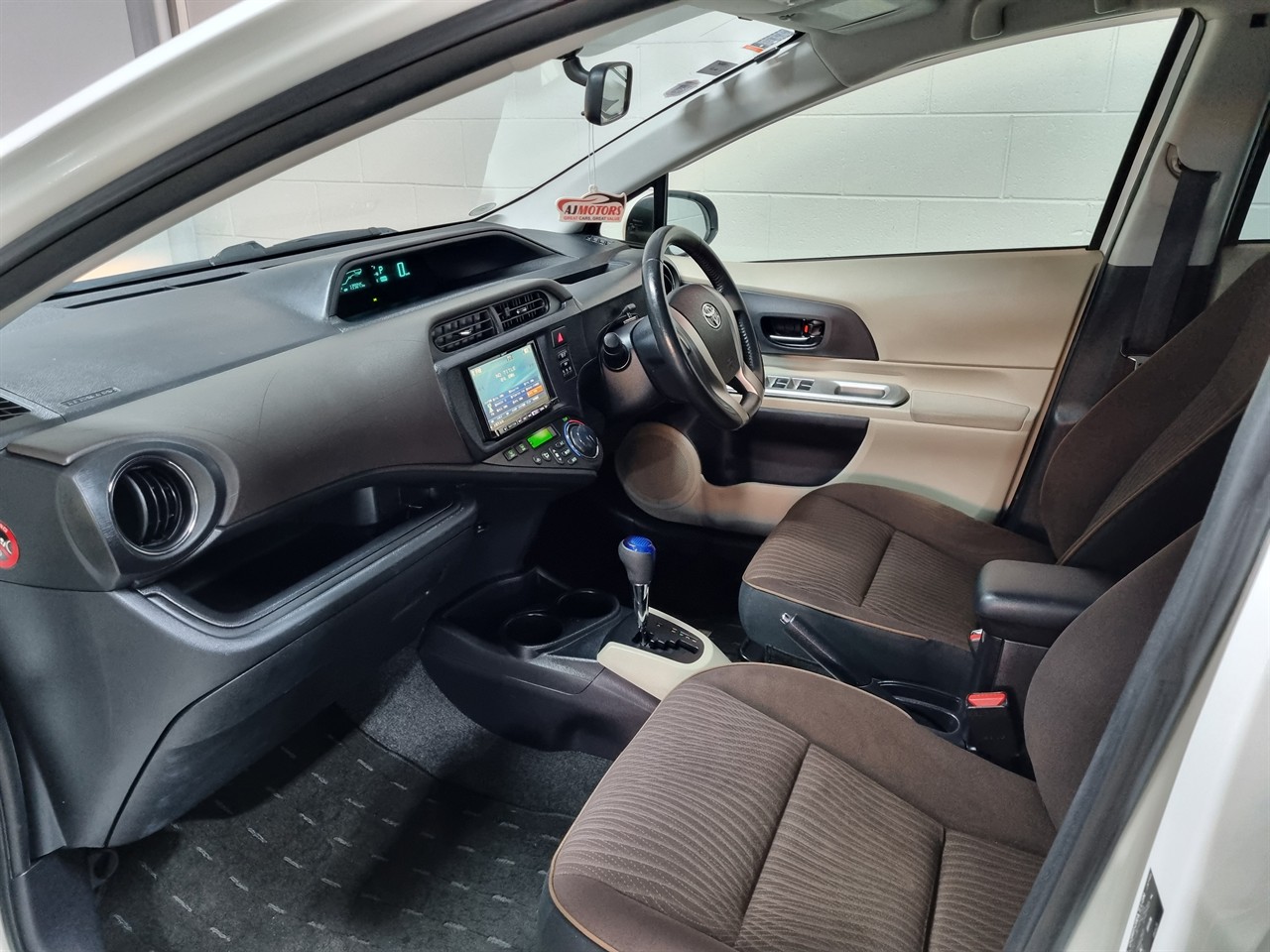 2013 Toyota Aqua