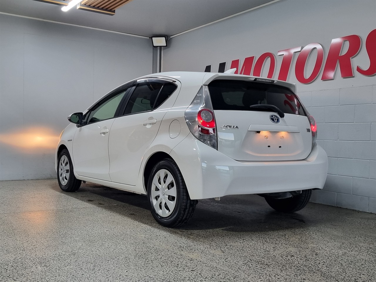 2013 Toyota Aqua