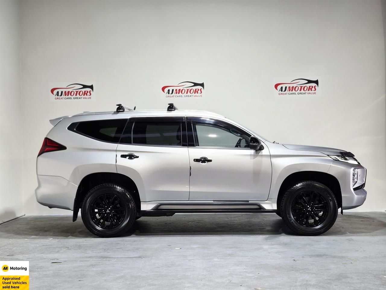 2020 Mitsubishi Pajero Sport