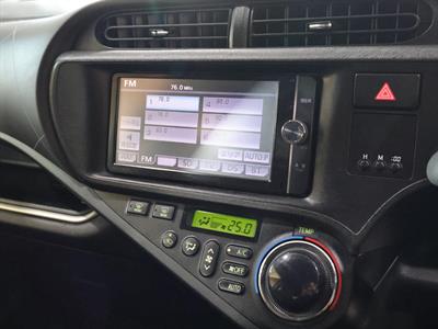 2013 Toyota Aqua - Thumbnail