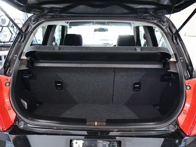 2013 Suzuki Swift - Thumbnail