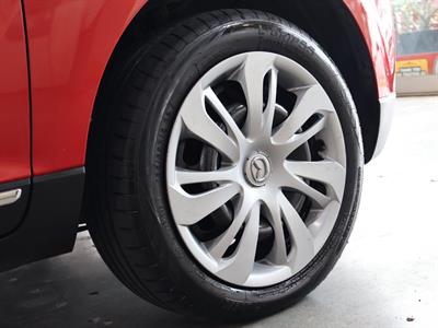 2009 Mazda Verisa - Thumbnail