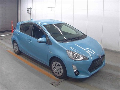 2015 Toyota Aqua - Thumbnail