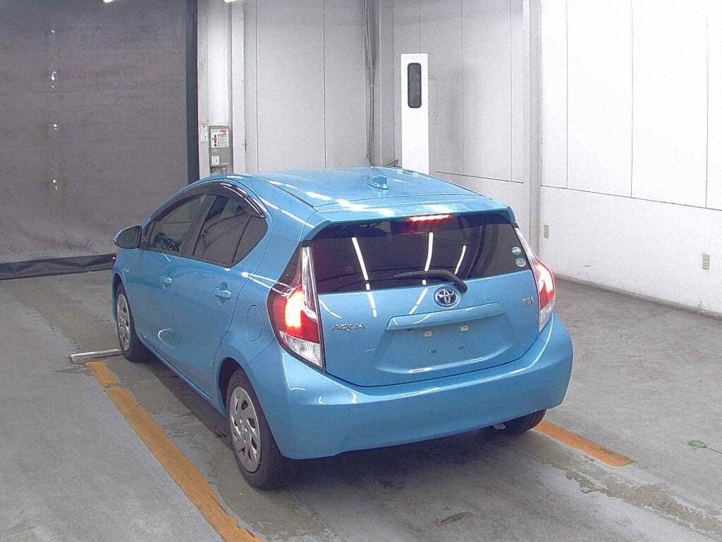 2015 Toyota Aqua