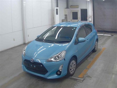 2015 Toyota Aqua - Thumbnail