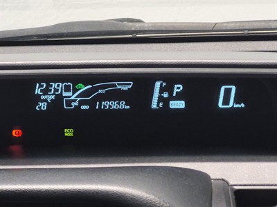 2014 Toyota Aqua - Thumbnail